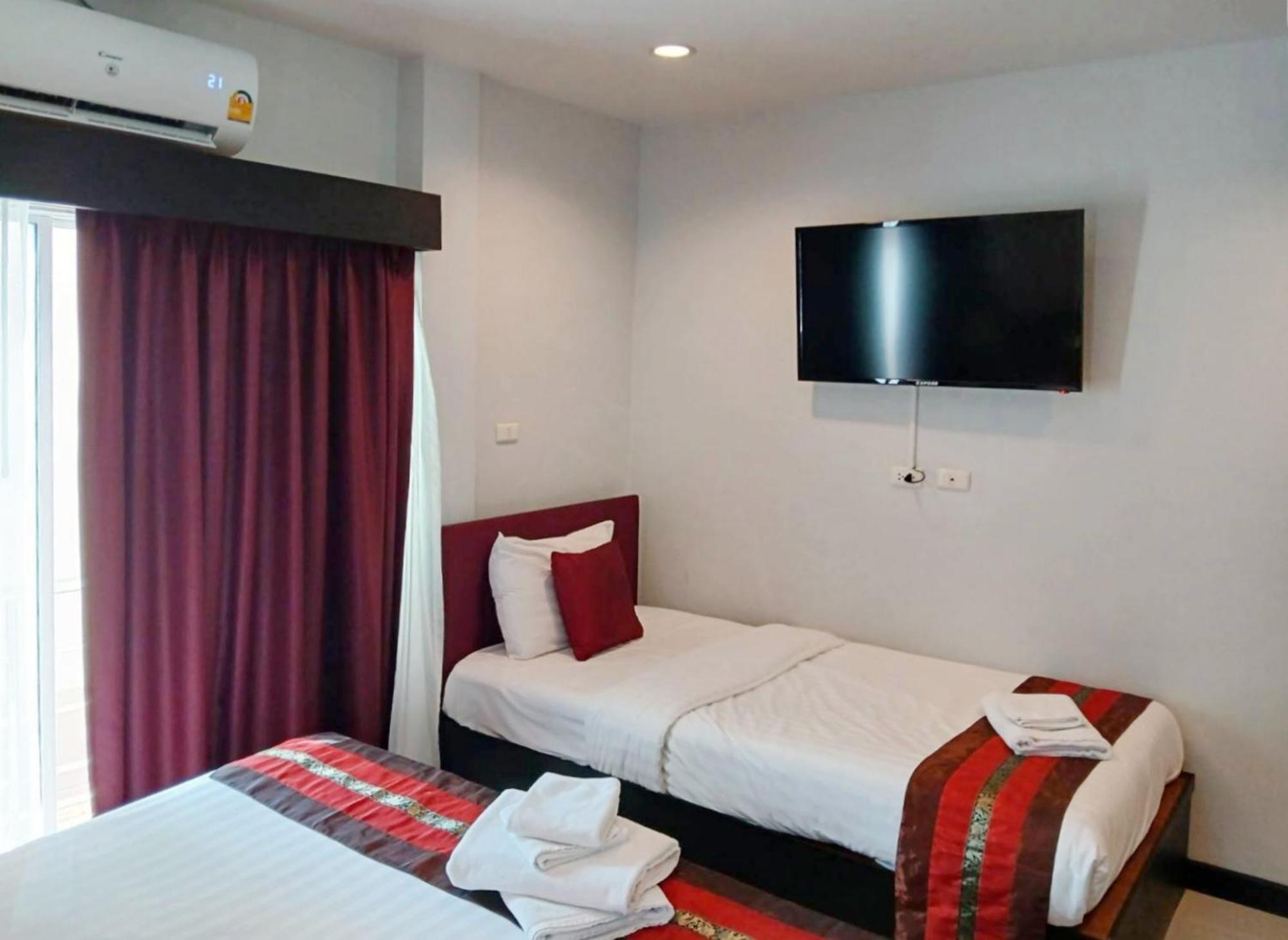 Sunray Beach Hotel Patong Eksteriør billede