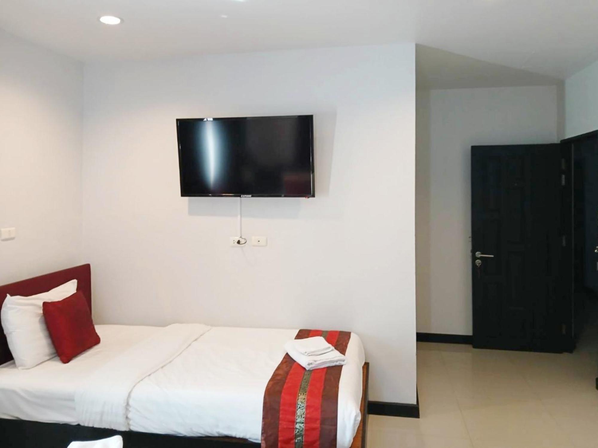 Sunray Beach Hotel Patong Eksteriør billede