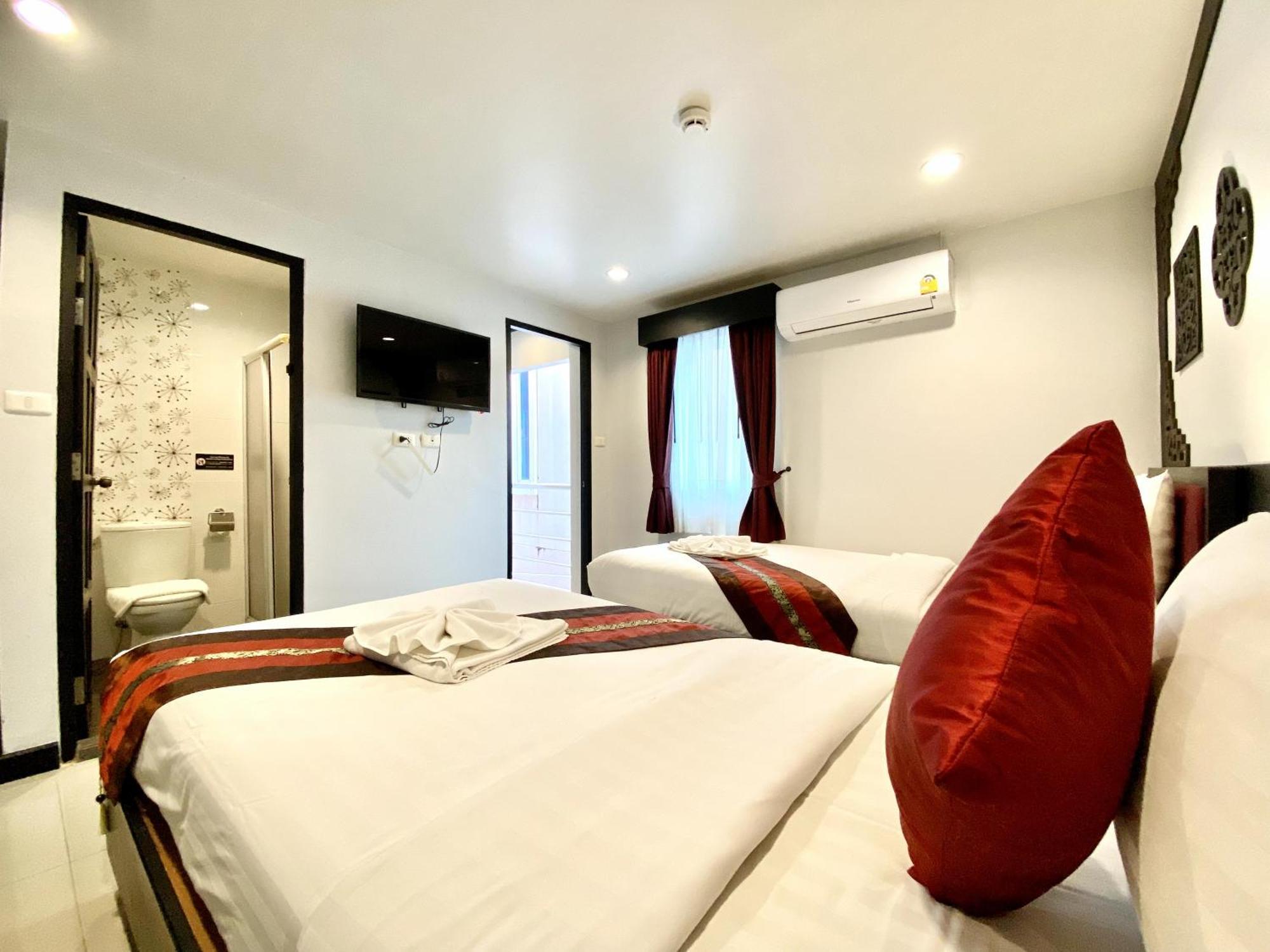 Sunray Beach Hotel Patong Eksteriør billede